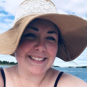 Meet your Posher, Leah